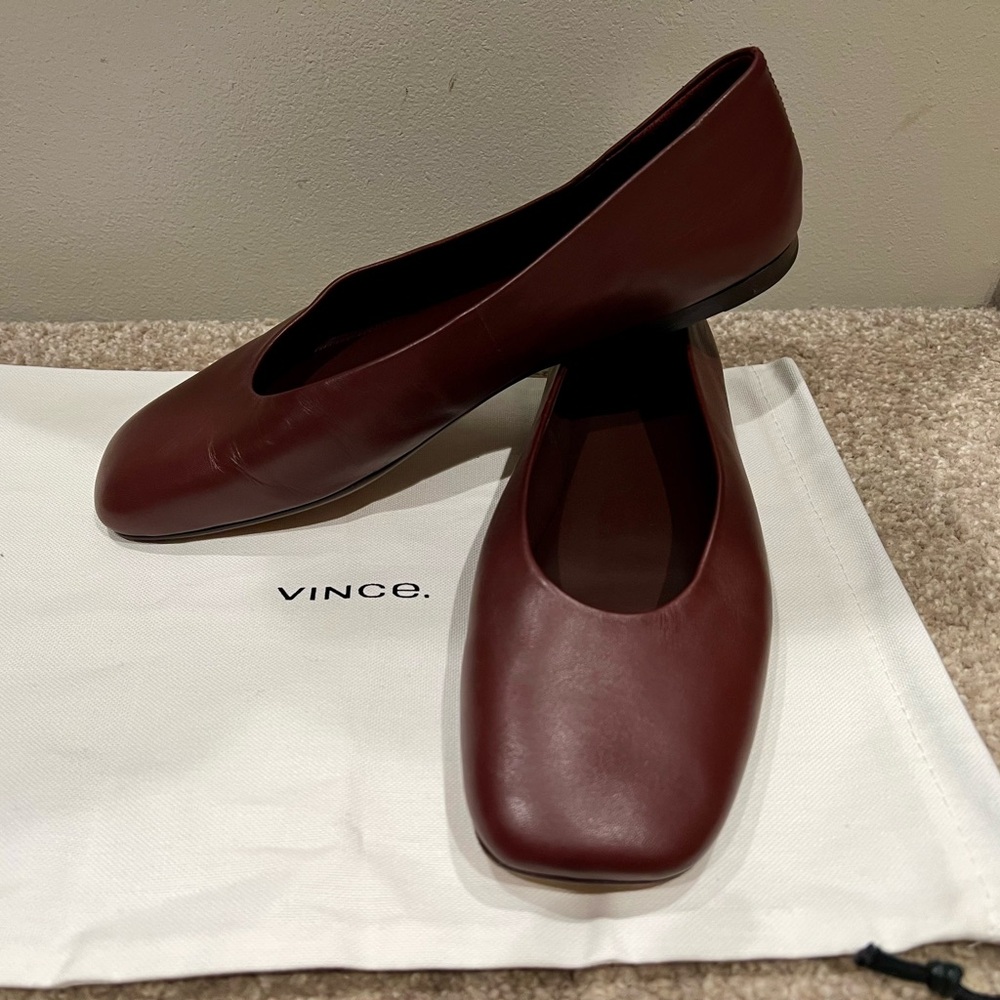 Vince Women's Deep Red Leather Vivian Ballet Flats Sz 8 / 38.5